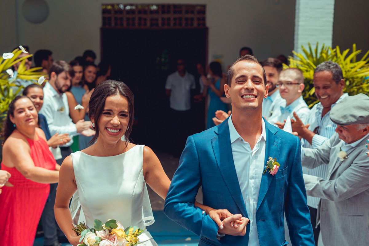 casamento noivos 2022 noiva noivo união bolo decoração celebração aliança vestido véu grinalda senhoritas fotografia