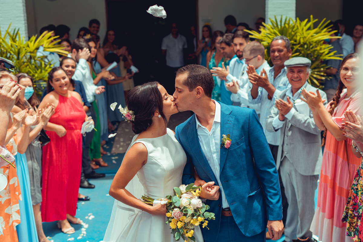 casamento noivos 2022 noiva noivo união bolo decoração celebração aliança vestido véu grinalda senhoritas fotografia