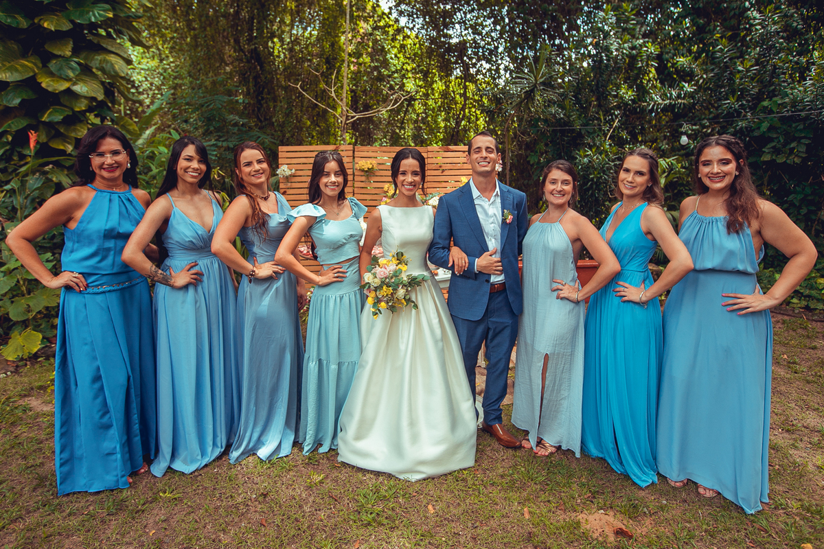 casamento noivos 2022 noiva noivo união bolo decoração celebração aliança vestido véu grinalda senhoritas fotografia