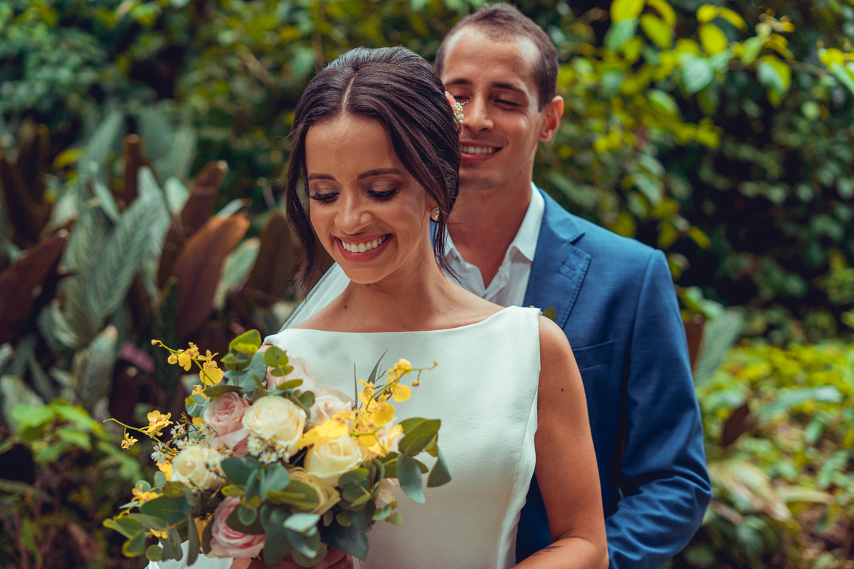 casamento noivos 2022 noiva noivo união bolo decoração celebração aliança vestido véu grinalda senhoritas fotografia