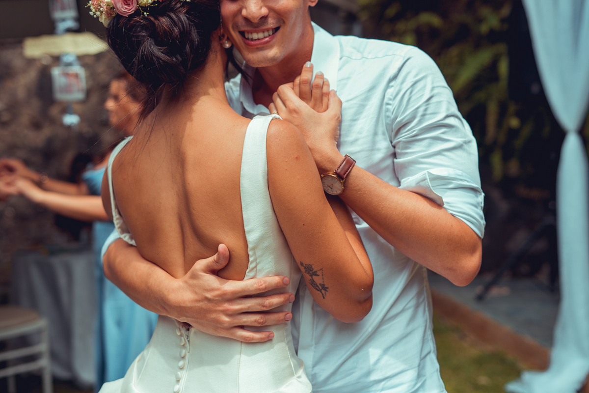 casamento noivos 2022 noiva noivo união bolo decoração celebração aliança vestido véu grinalda senhoritas fotografia