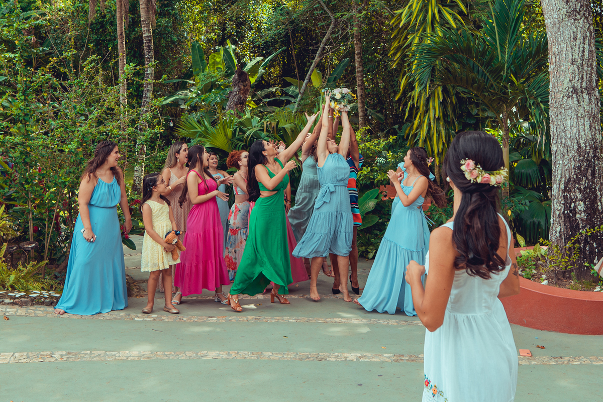 casamento noivos 2022 noiva noivo união bolo decoração celebração aliança vestido véu grinalda senhoritas fotografia