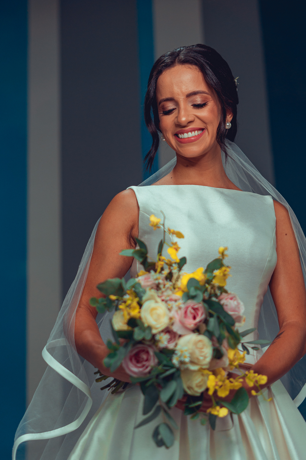 casamento noivos 2022 noiva noivo união bolo decoração celebração aliança vestido véu grinalda senhoritas fotografia