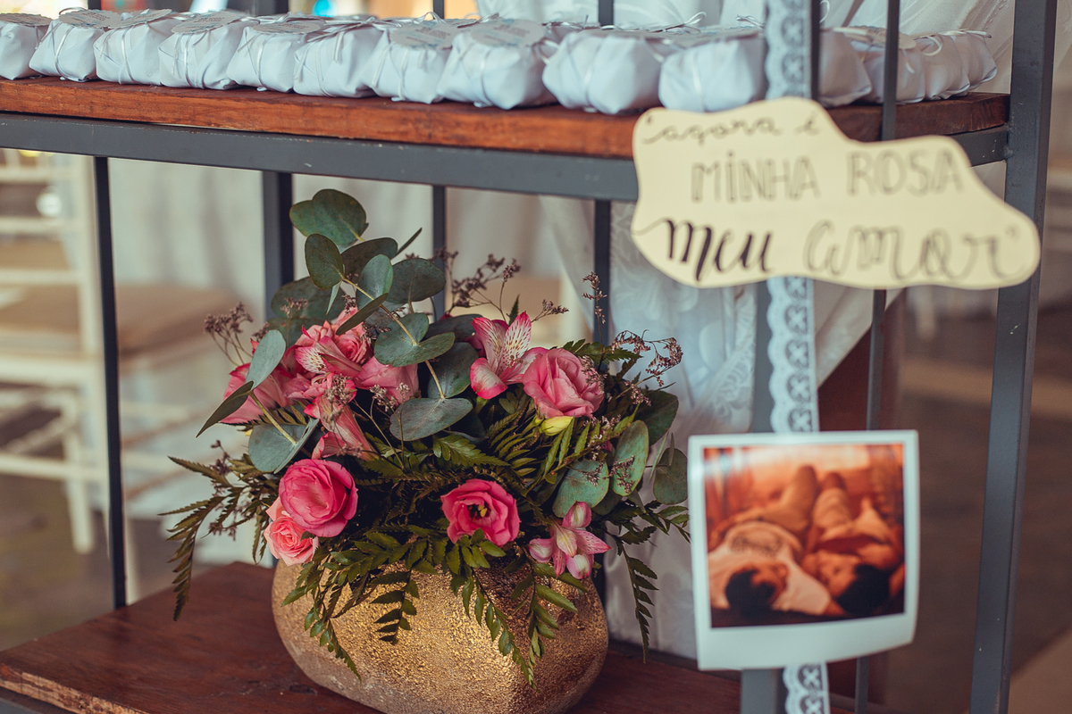 casamento noivos 2022 noiva noivo união bolo decoração celebração aliança vestido véu grinalda senhoritas fotografia