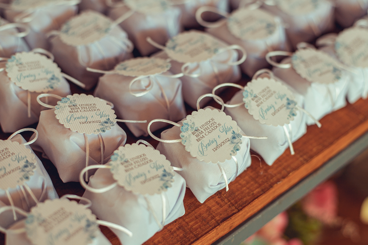 casamento noivos 2022 noiva noivo união bolo decoração celebração aliança vestido véu grinalda senhoritas fotografia