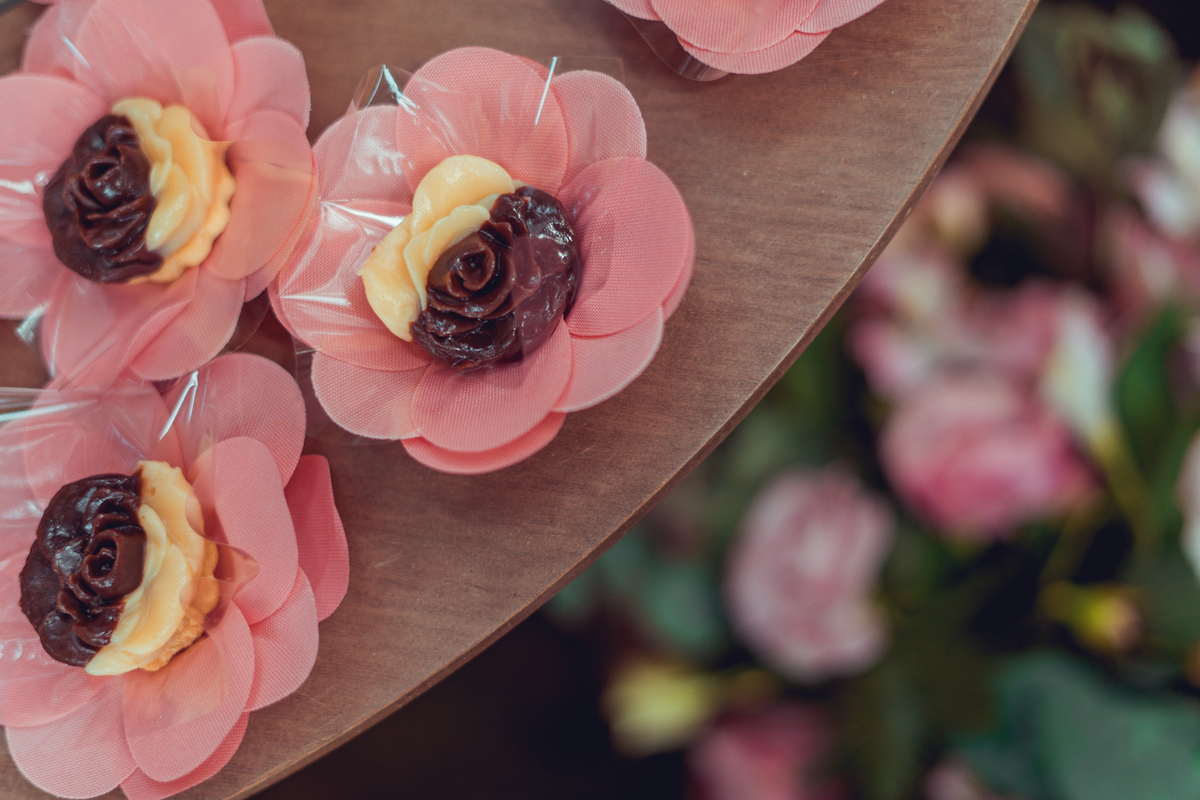 casamento noivos 2022 noiva noivo união bolo decoração celebração aliança vestido véu grinalda senhoritas fotografia