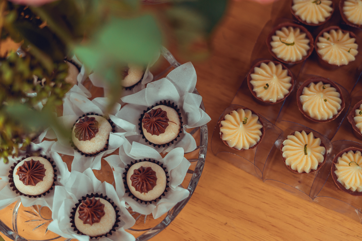 casamento noivos 2022 noiva noivo união bolo decoração celebração aliança vestido véu grinalda senhoritas fotografia