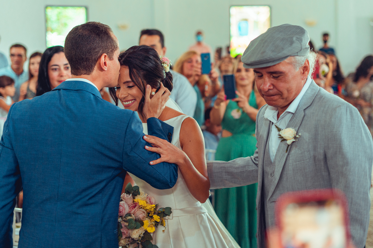 casamento noivos 2022 noiva noivo união bolo decoração celebração aliança vestido véu grinalda senhoritas fotografia