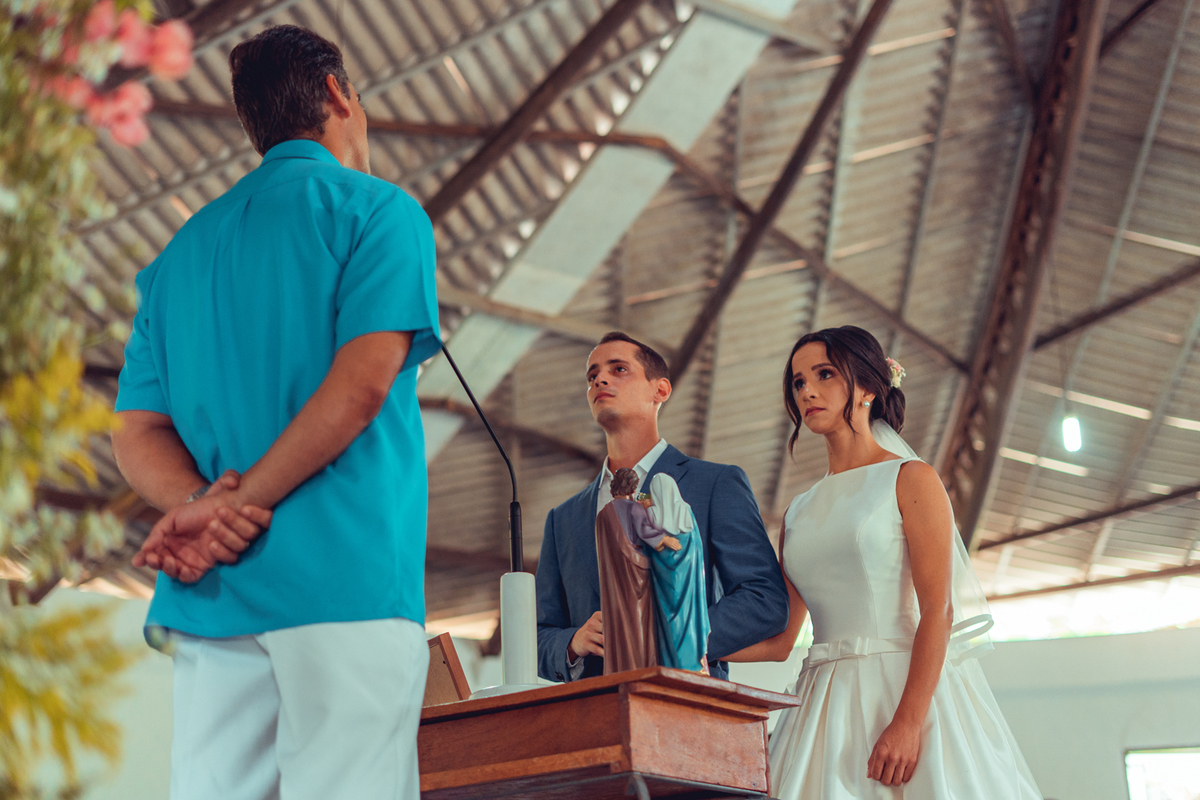 casamento noivos 2022 noiva noivo união bolo decoração celebração aliança vestido véu grinalda senhoritas fotografia