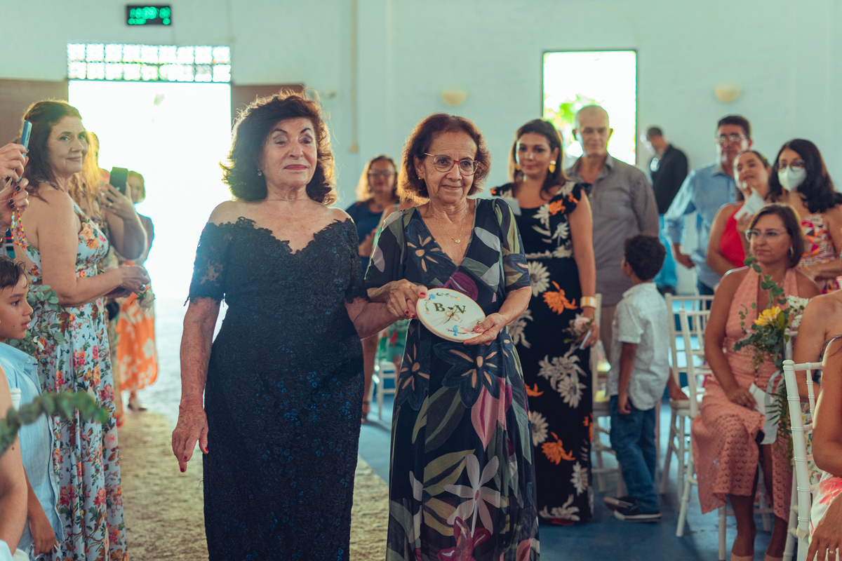 casamento noivos 2022 noiva noivo união bolo decoração celebração aliança vestido véu grinalda senhoritas fotografia