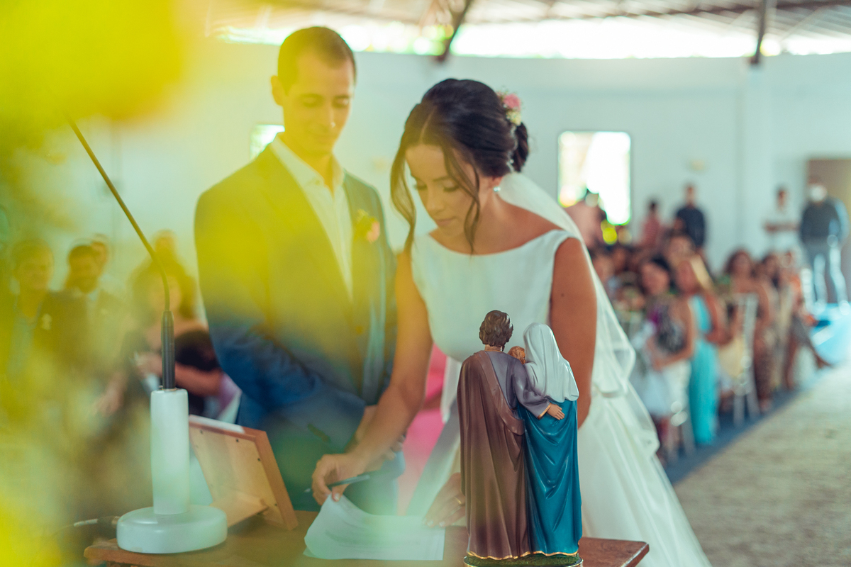 casamento noivos 2022 noiva noivo união bolo decoração celebração aliança vestido véu grinalda senhoritas fotografia