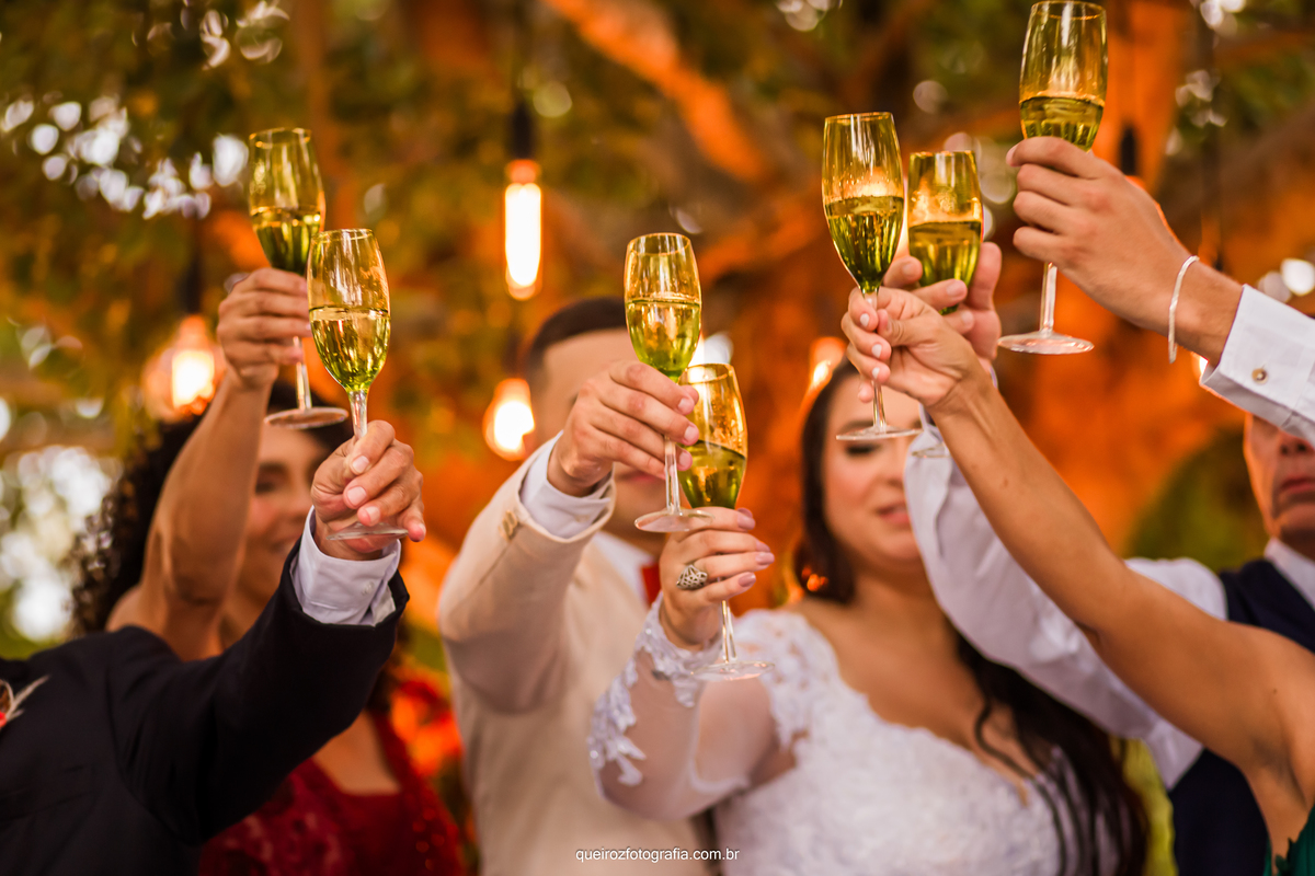 e brindar um momento único