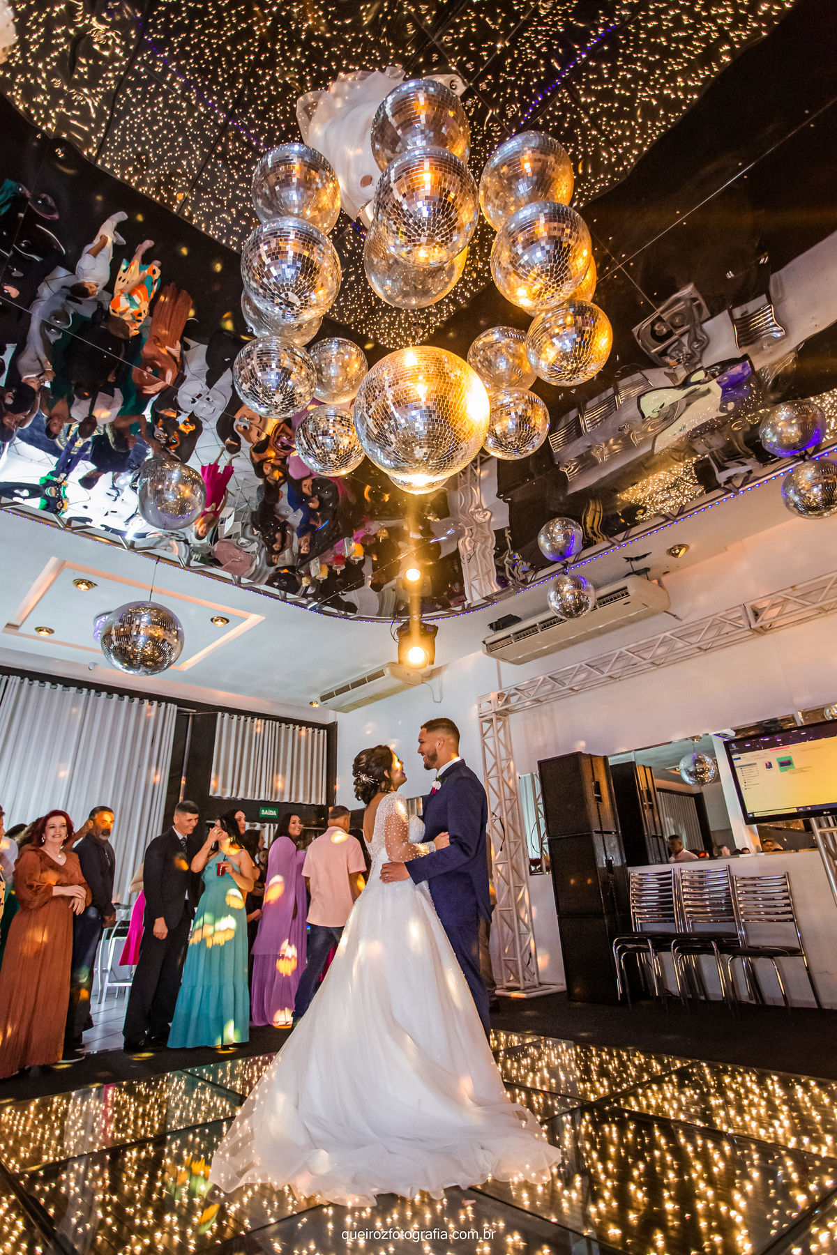 casamento dança noivos