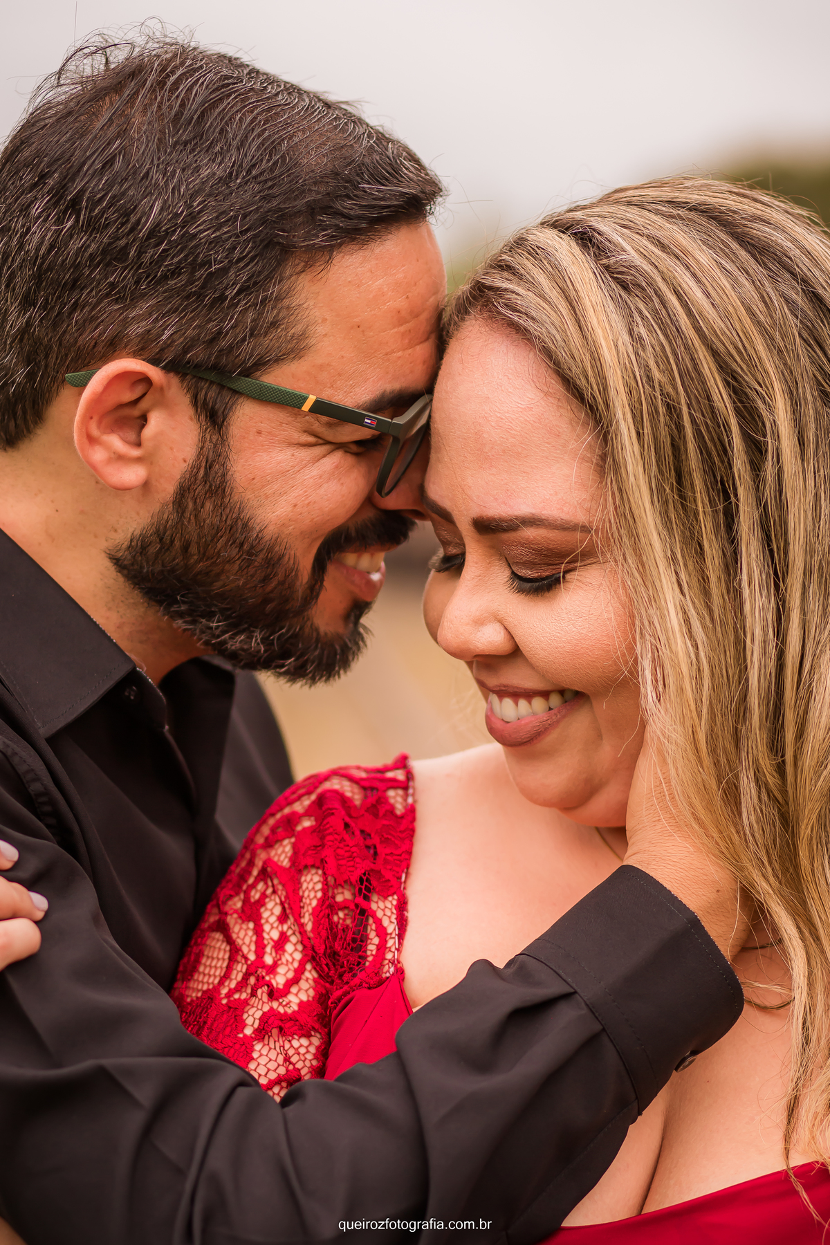 Ensaio casal noivos casamento carinho