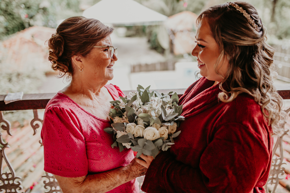 noiva e mãe