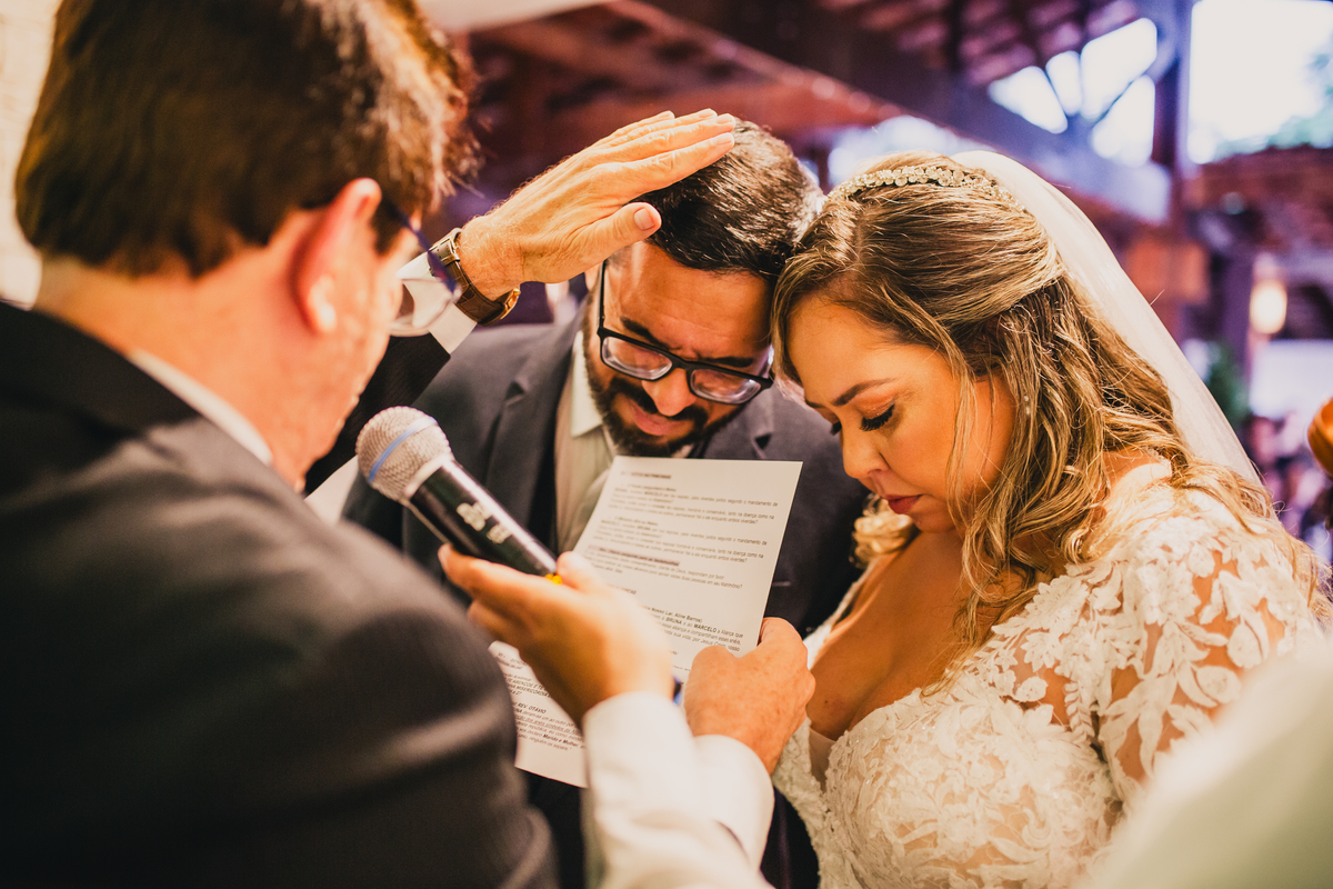 casamento noiva emoção