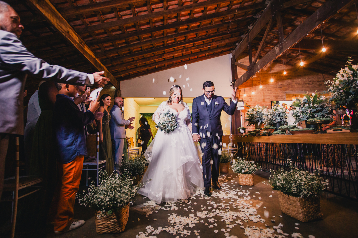 casamento noiva emoção