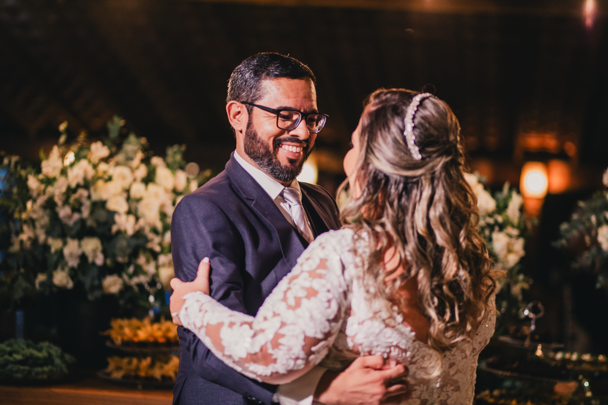 casamento noiva emoção