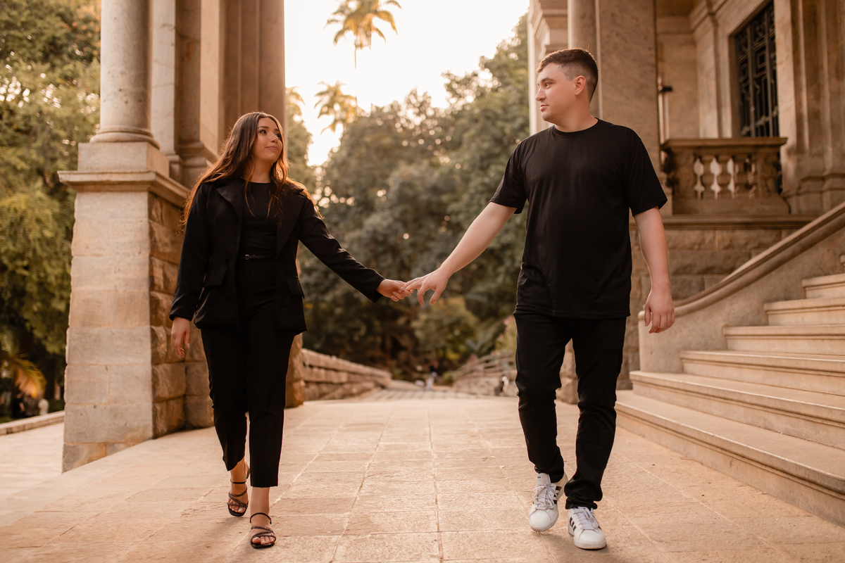 Ensaio fotográfico pré wedding casal noivos