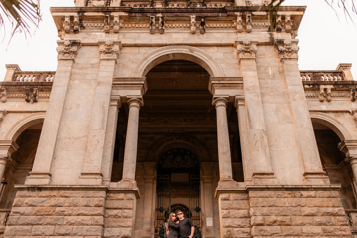 Ensaio fotográfico pré wedding casal noivos