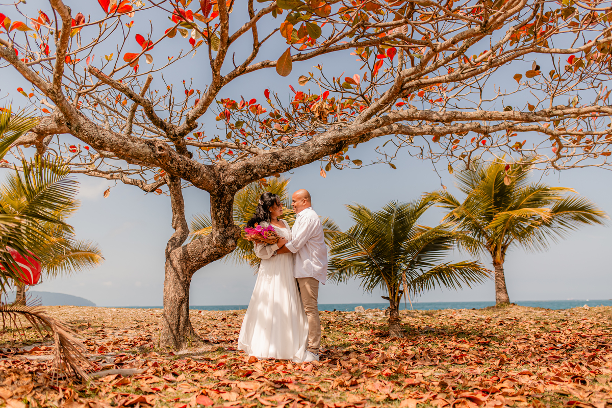 ensaio fotográfico casal noivos angra dos reis casamento noiva