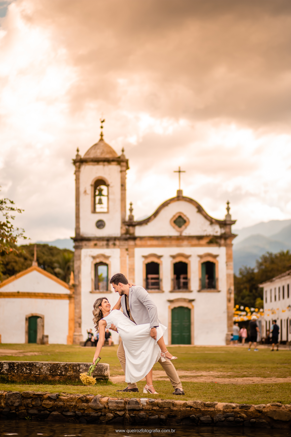 Ensaio Fotográfico Pré Wedding em Paraty casal noivos casamento