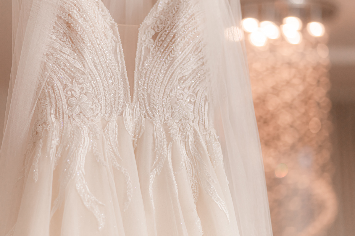 vestido de noiva e maquiagem da noiva