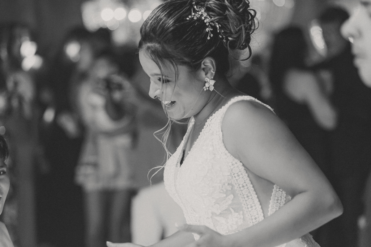 casamento noiva e noivo festa