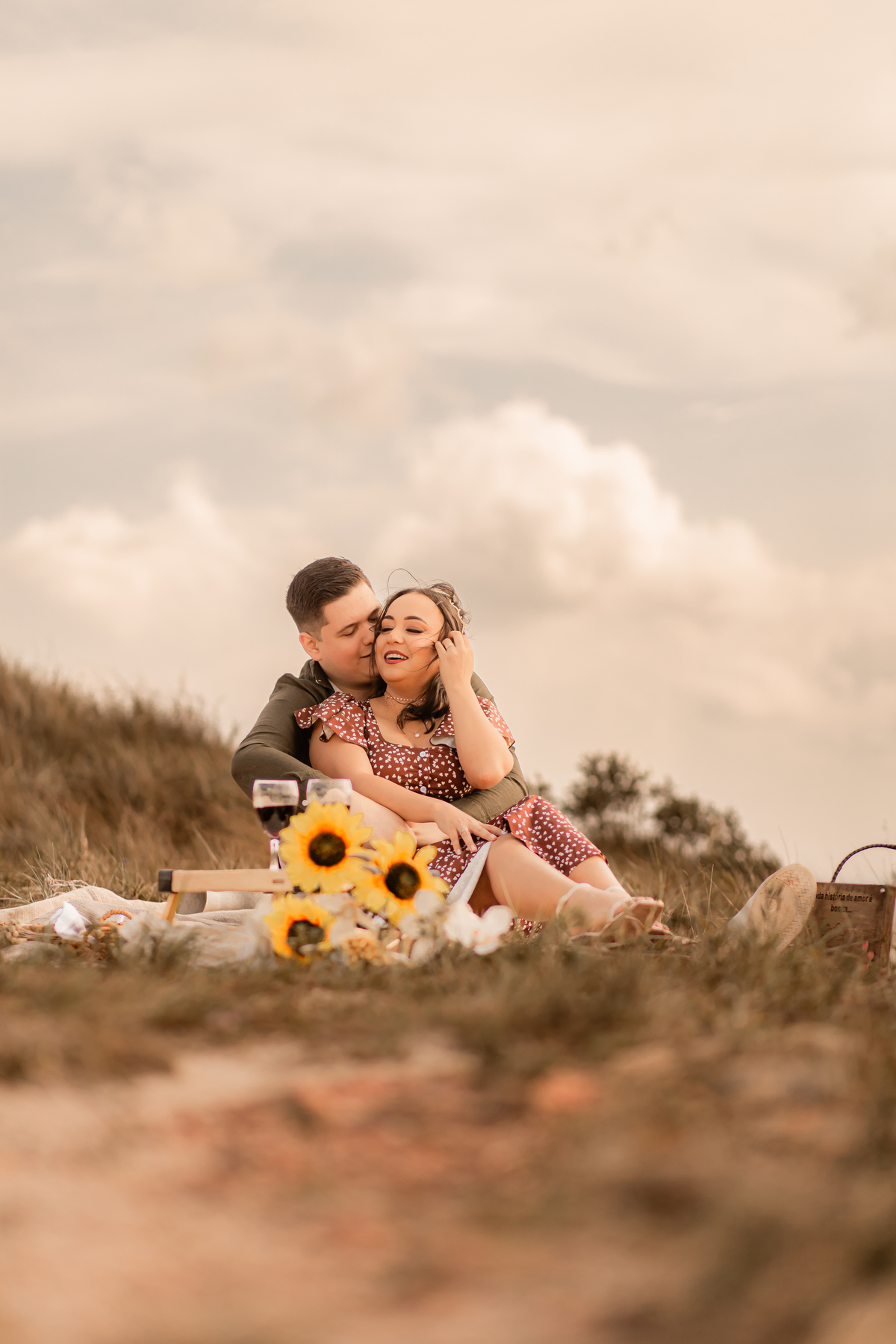 ensaio casal pré wedding paisagem campo