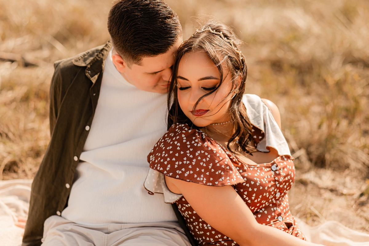 ensaio casal pré wedding paisagem campo