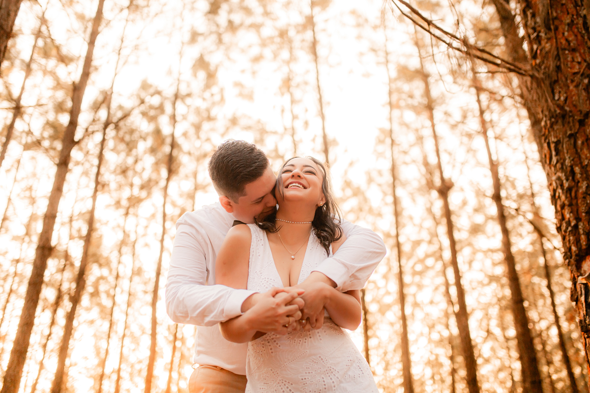 ensaio casal pré wedding paisagem campo