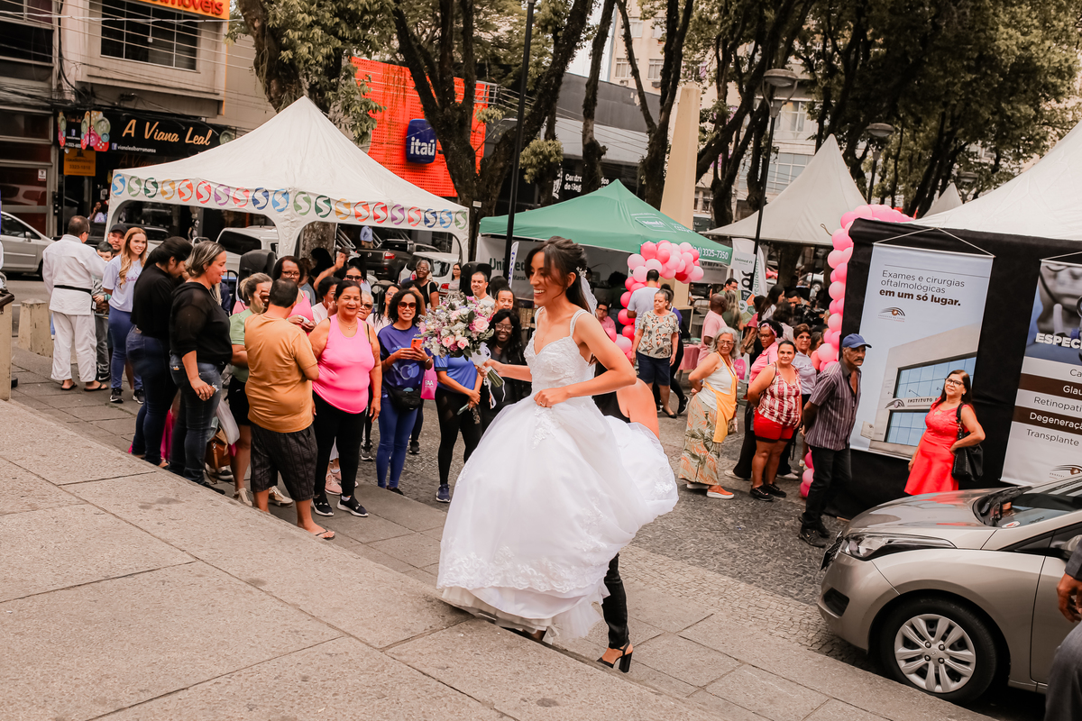 Noiva vestido de noiva casamento igreja