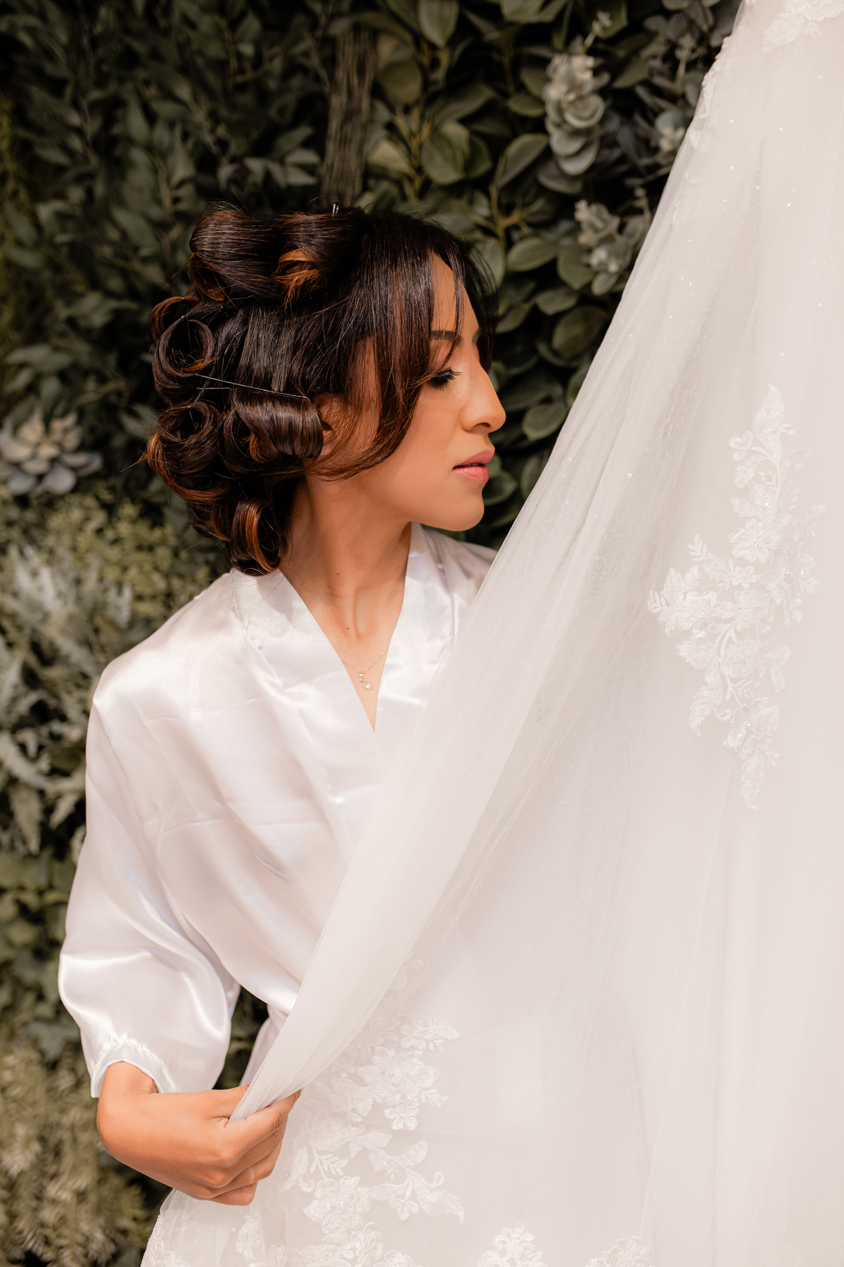 Making Of Noiva se arrumando vestido de noiva casamento