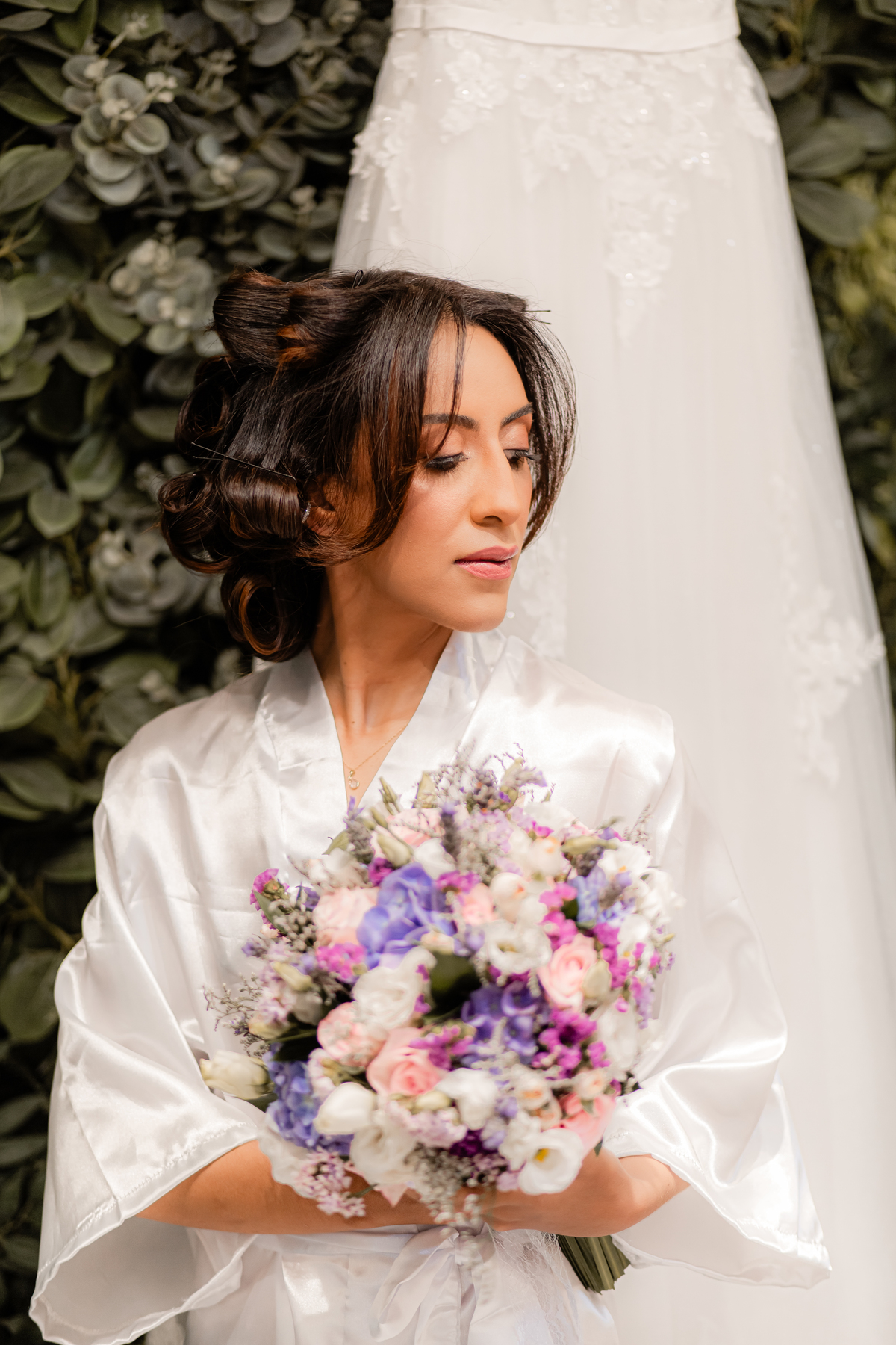 Making Of Noiva se arrumando vestido de noiva casamento