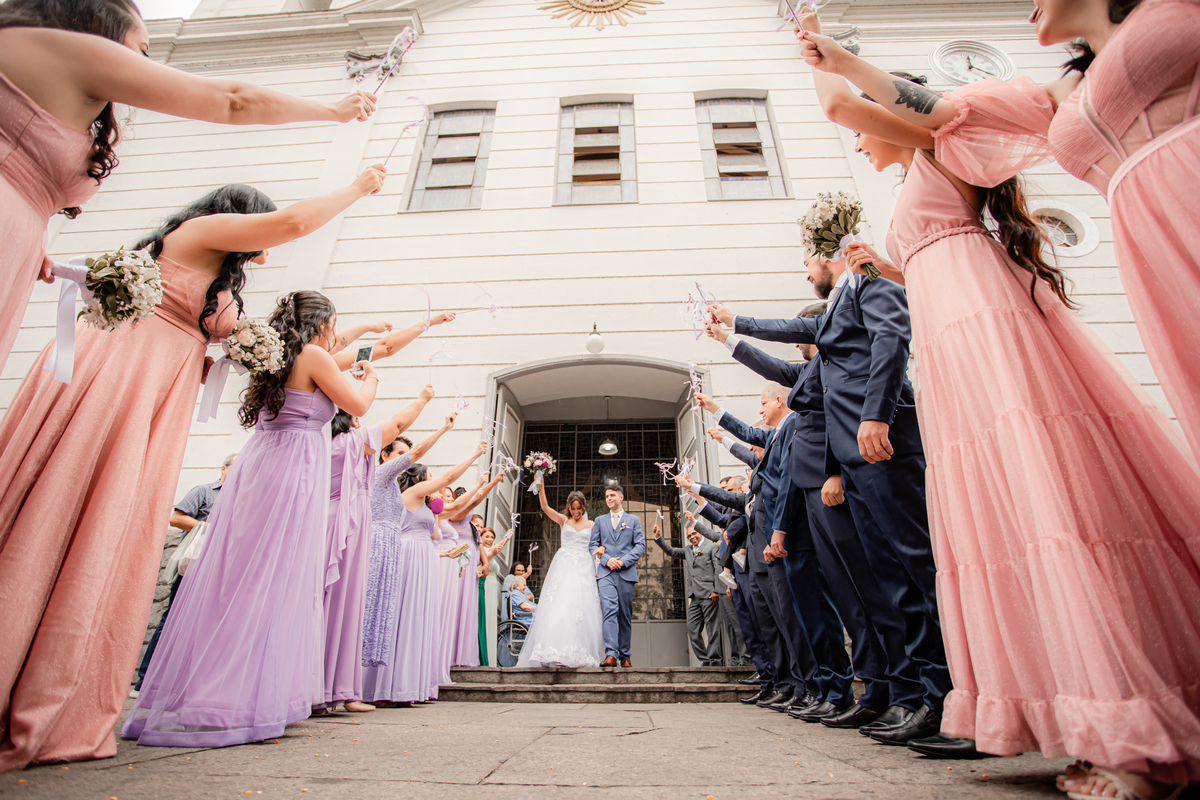 Noiva vestido de noiva casamento igreja emoção amor inesquecível