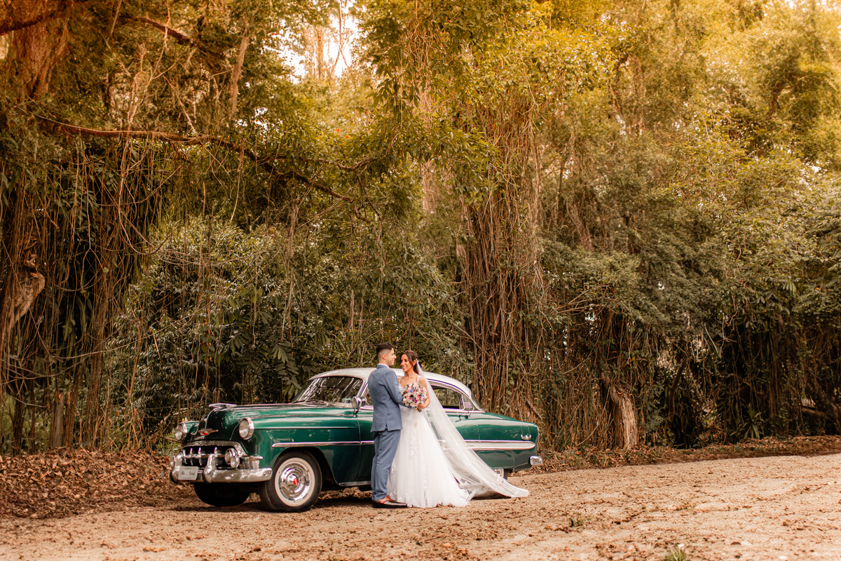 Noiva vestido de noiva casamento igreja emoção amor inesquecível