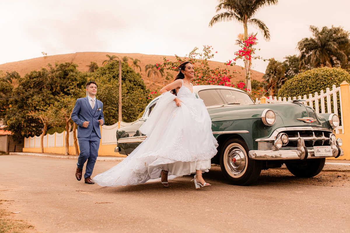 Noiva vestido de noiva casamento igreja emoção amor inesquecível noivos