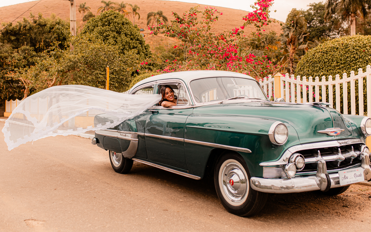 Noiva vestido de noiva casamento igreja emoção amor inesquecível noivos