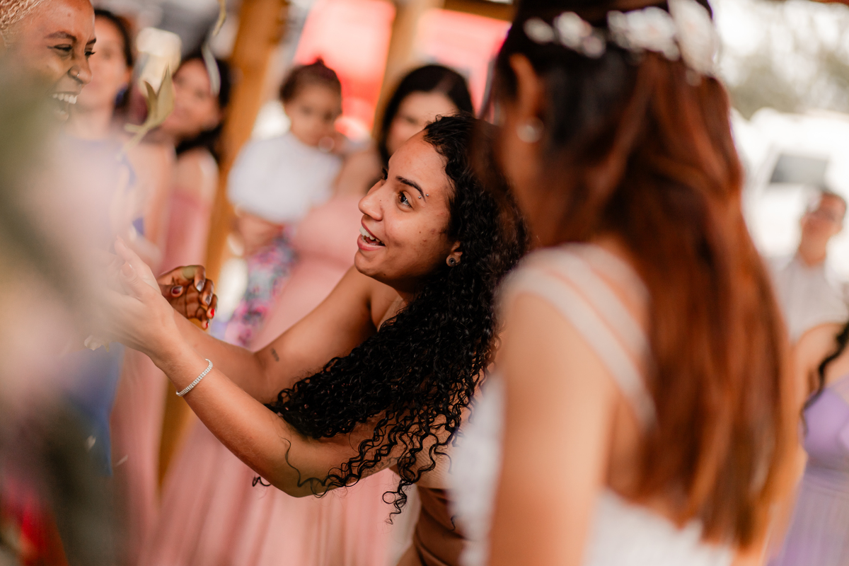Noiva vestido de noiva casamento igreja emoção amor inesquecível noivos