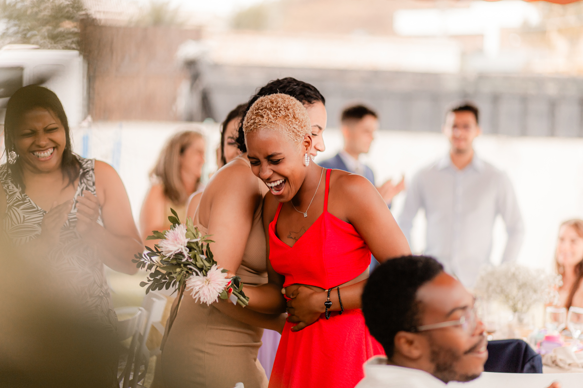 Noiva vestido de noiva casamento igreja emoção amor inesquecível noivos