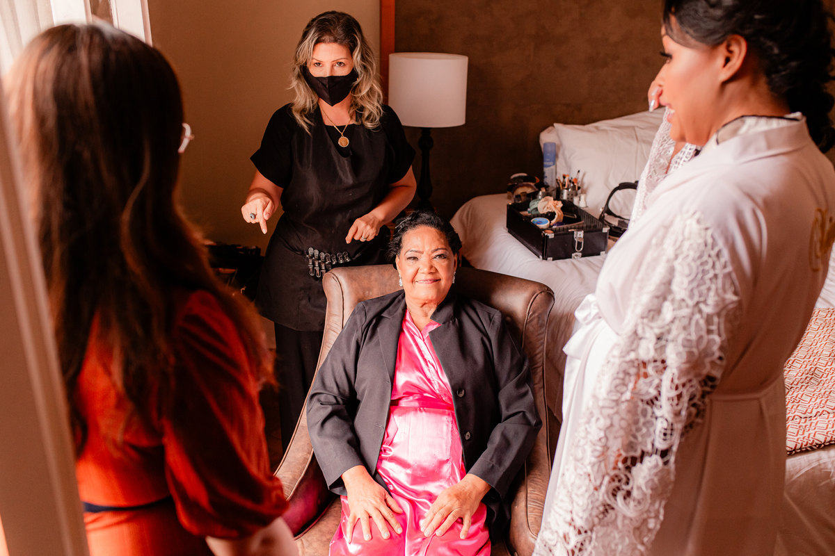 vestido de noiva detalhes casamento making of noiva se arrumando