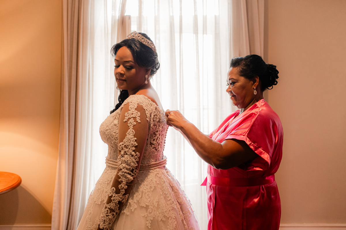 vestido de noiva detalhes casamento making of noiva se arrumando