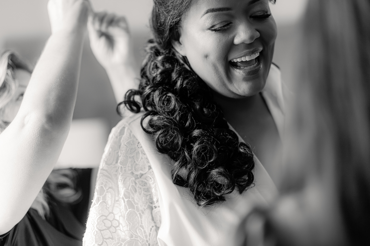 vestido de noiva detalhes casamento making of noiva se arrumando