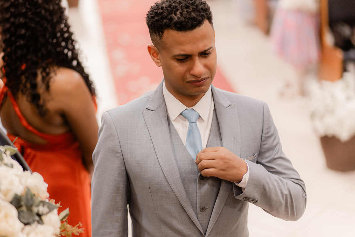 Cerimônia casamento vestido de noiva emoção