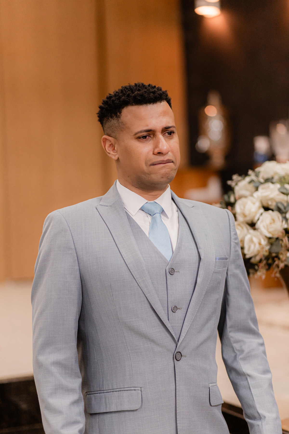 Cerimônia casamento vestido de noiva emoção