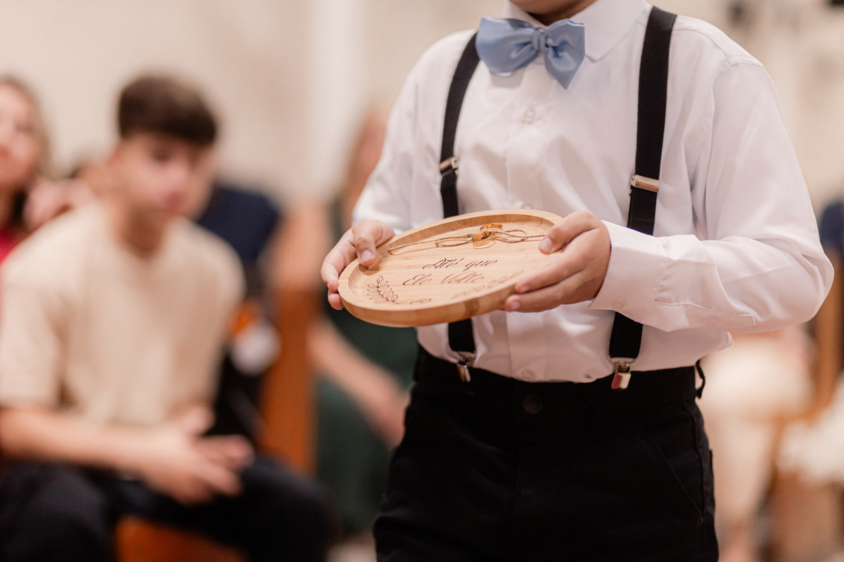 Cerimônia casamento vestido de noiva aliança de casamento