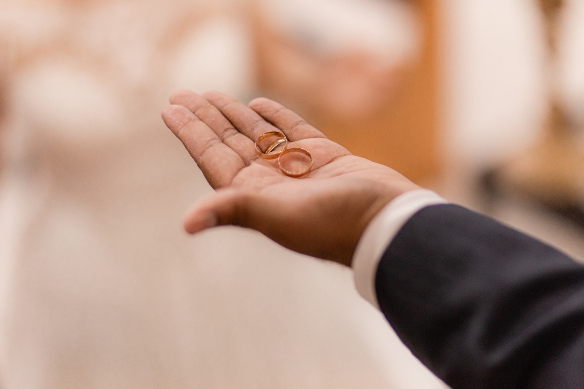 Cerimônia casamento vestido de noiva aliança de casamento