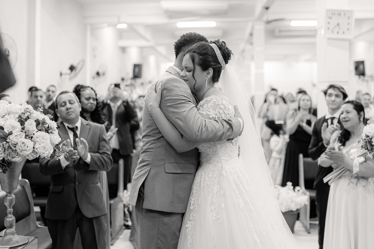 Cerimônia casamento vestido de noiva aliança de casamento