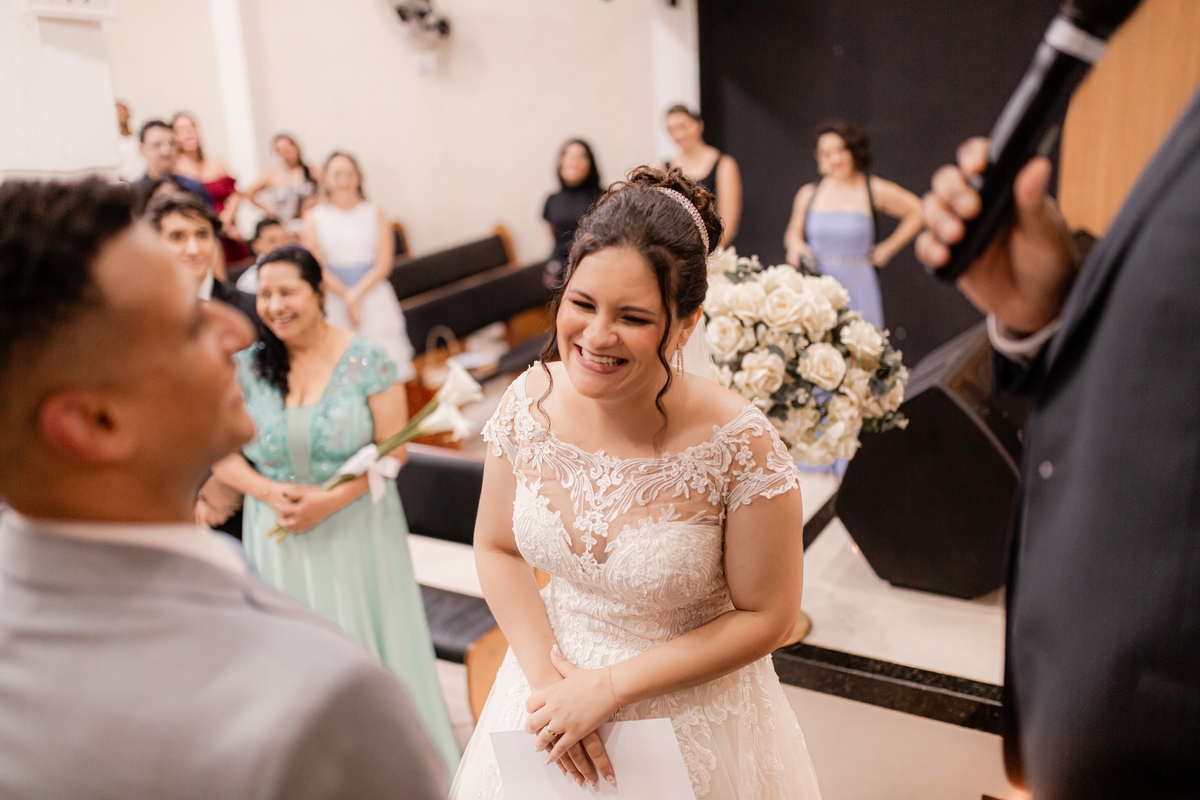 Cerimônia casamento vestido de noiva aliança de casamento