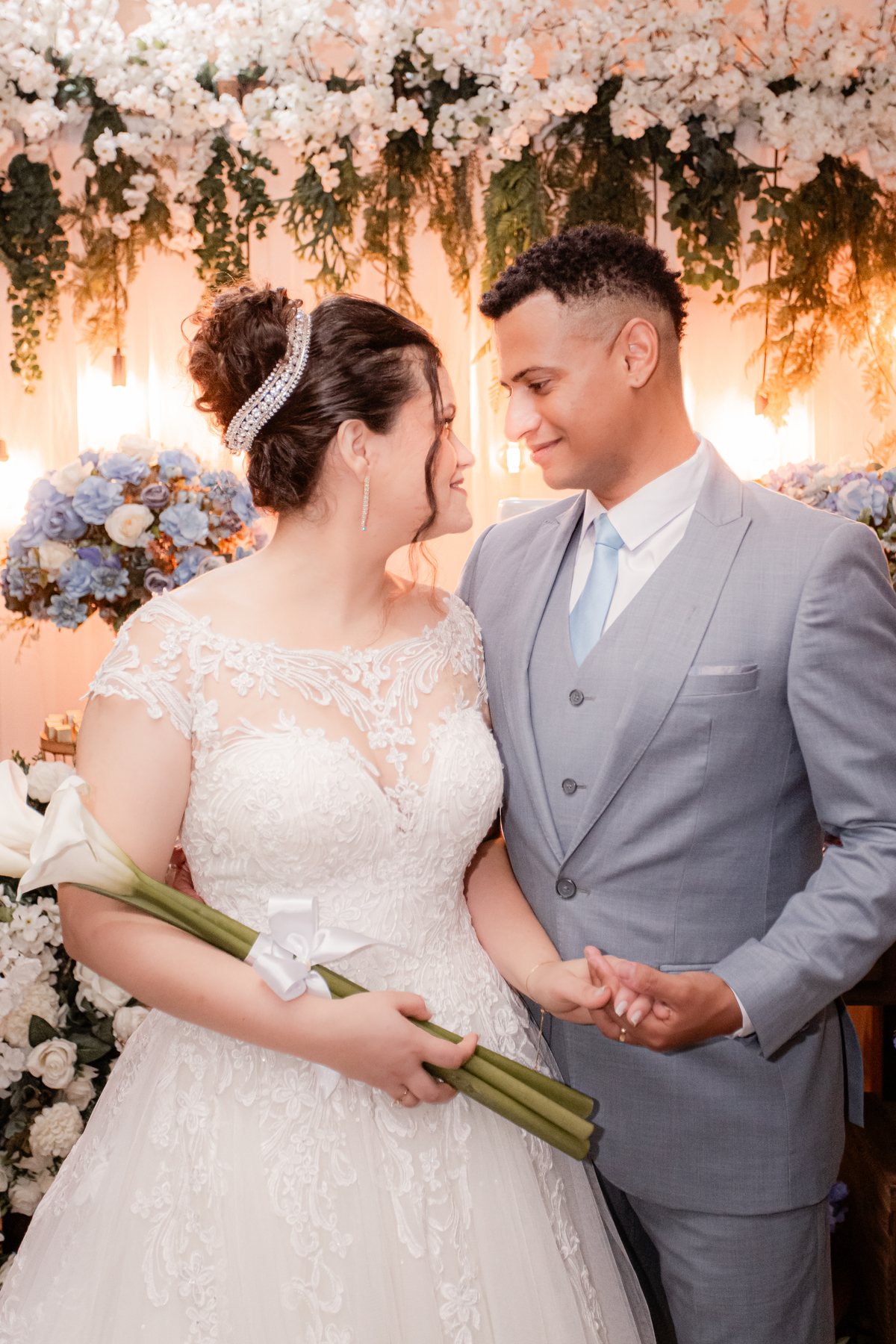 Cerimônia casamento vestido de noiva ensaio casal